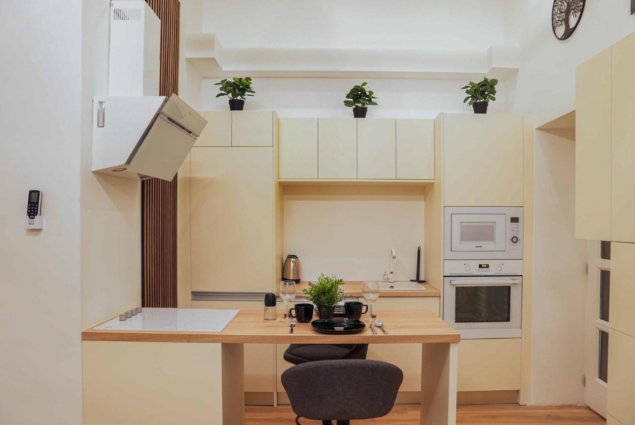 Greenlight Gallery By Newave Apartments Budapest Extérieur photo